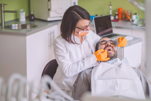 Best Emergency Tooth Extraction in Crouch Mesa, NM